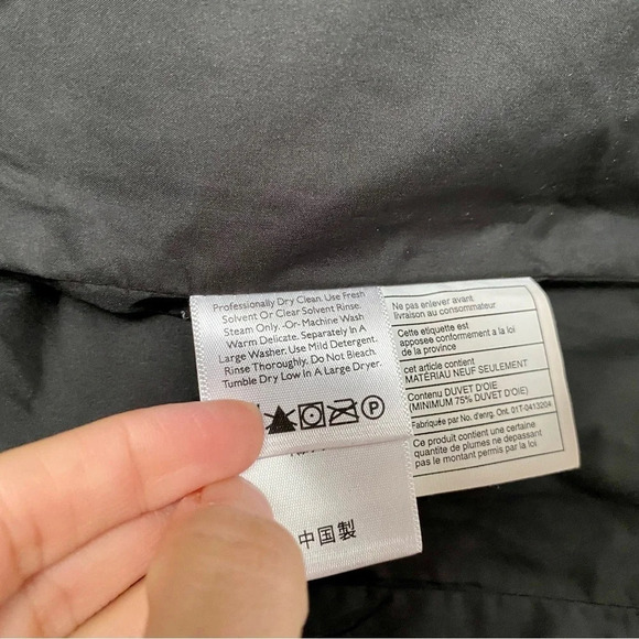 NWOT Black Eddie Bauer Authentic Goose Down Vest Size L - Picture 5 of 6